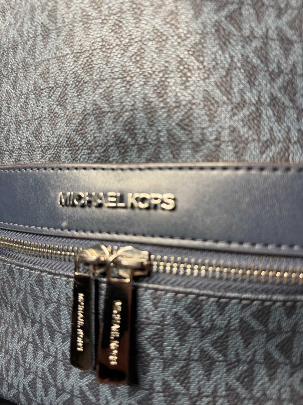 Michael Kors Kenly Medium Signature Logo Backpack - Picture 3 of 10